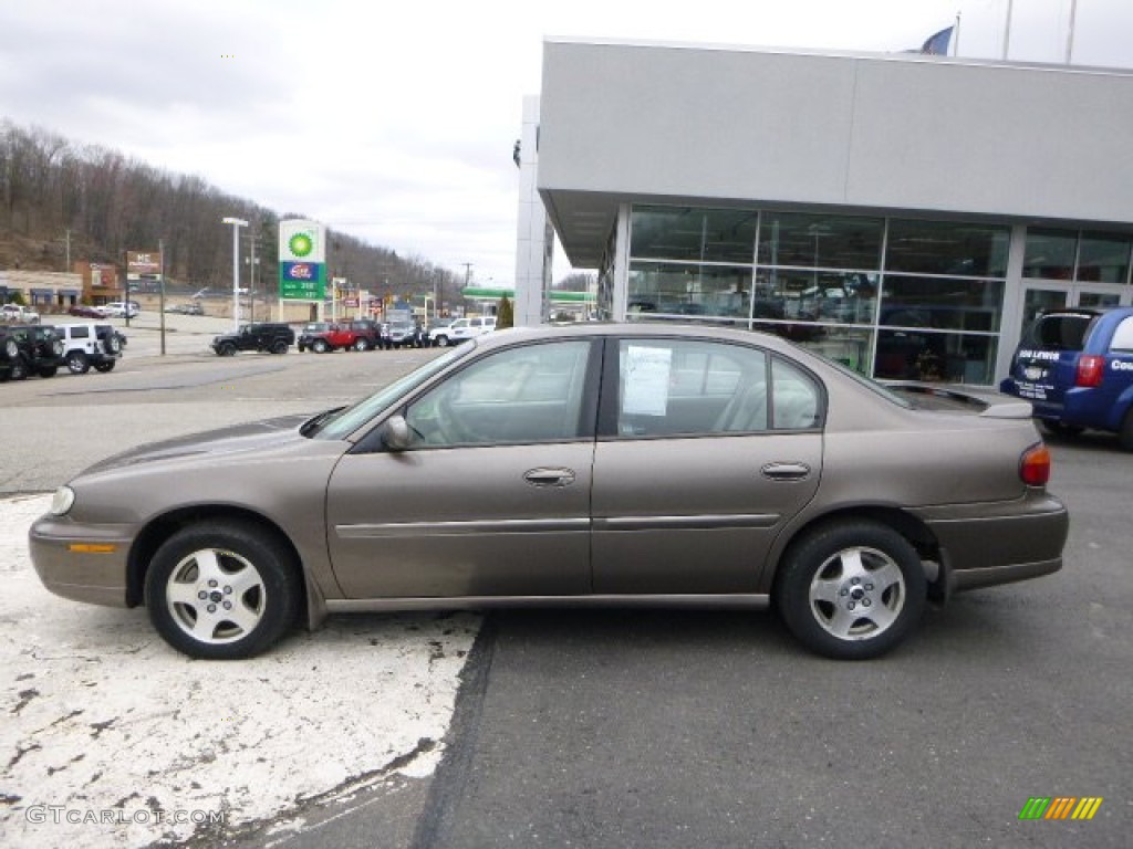 2002 Malibu LS Sedan - Medium Bronzemist Metallic / Neutral photo #2