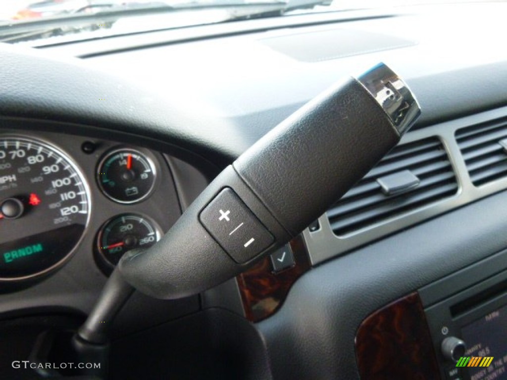 2012 Yukon Denali AWD - Quicksilver Metallic / Ebony photo #17