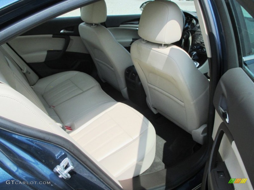 2011 Regal CXL - Majestic Blue Metallic / Cashmere photo #25