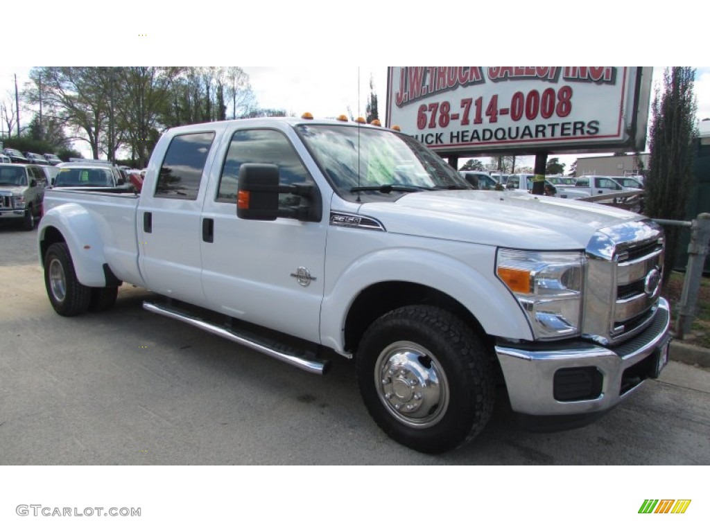 2012 F350 Super Duty XLT Crew Cab Dually - Oxford White / Steel photo #11