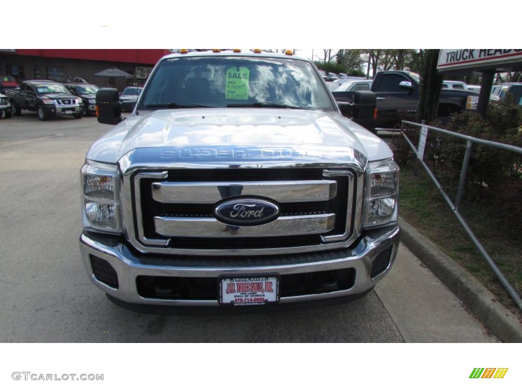 2012 F350 Super Duty XLT Crew Cab Dually - Oxford White / Steel photo #13