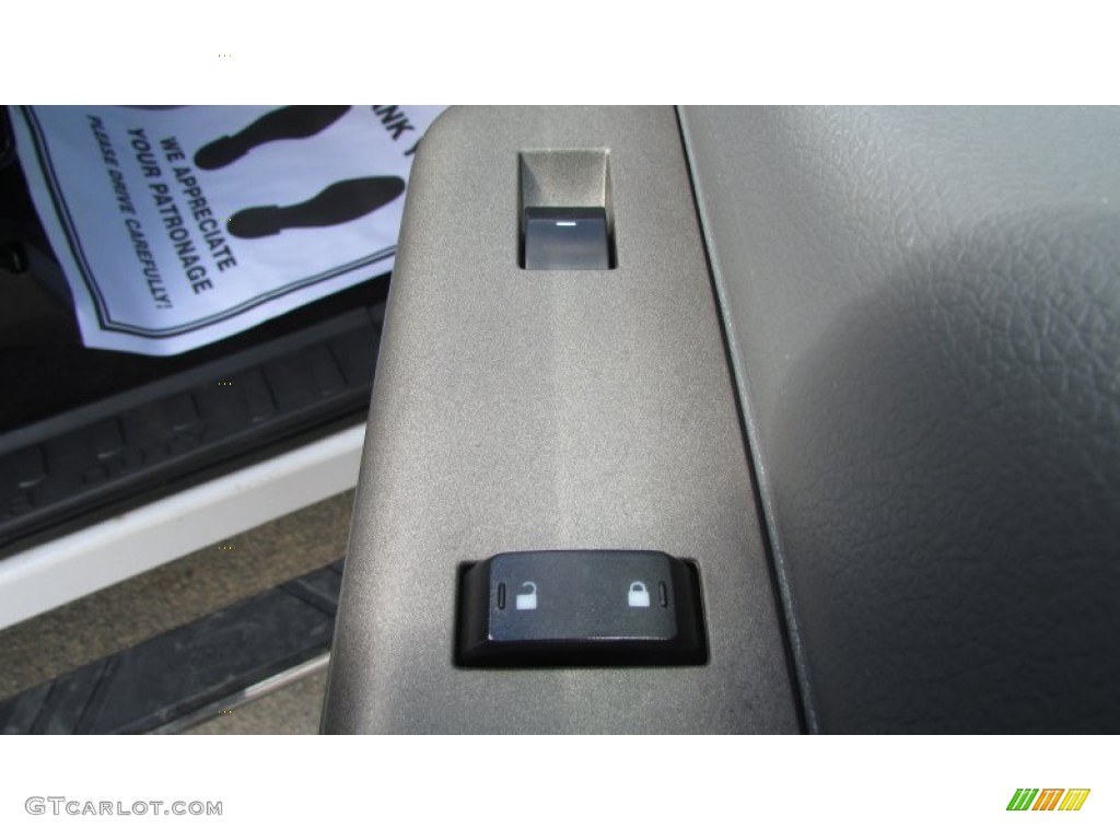 2012 F350 Super Duty XLT Crew Cab Dually - Oxford White / Steel photo #43
