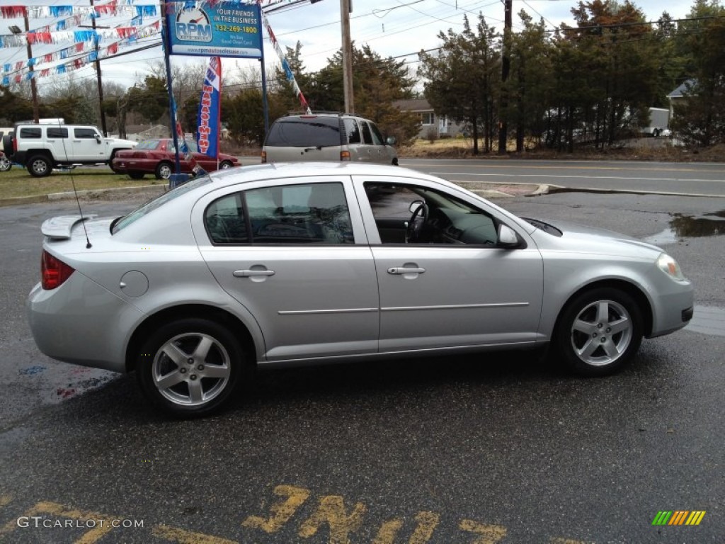 2005 Cobalt LS Sedan - Ultra Silver Metallic / Gray photo #9