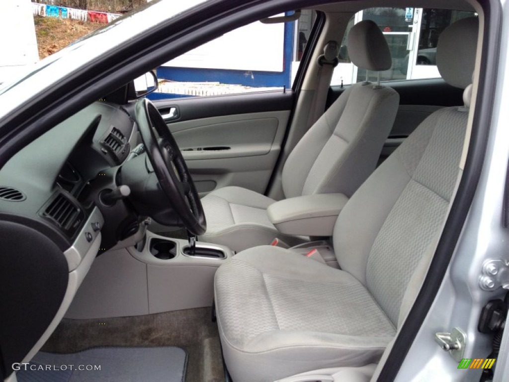 2005 Cobalt LS Sedan - Ultra Silver Metallic / Gray photo #25