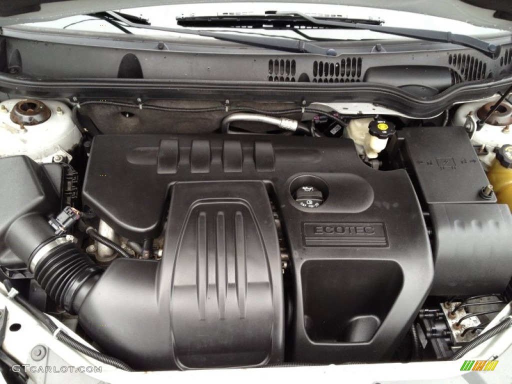 2005 Cobalt LS Sedan - Ultra Silver Metallic / Gray photo #31