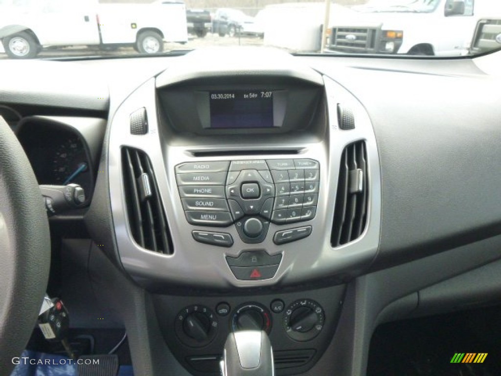 2014 Ford Transit Connect XLT Van Controls Photo #92323662