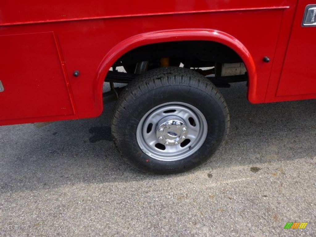 2014 Ford F250 Super Duty XL Regular Cab 4x4 Utility Truck Wheel Photo #92323902