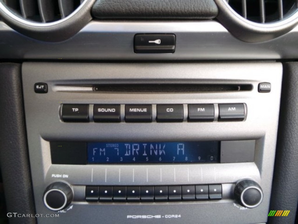 2005 Porsche Boxster S Audio System Photos