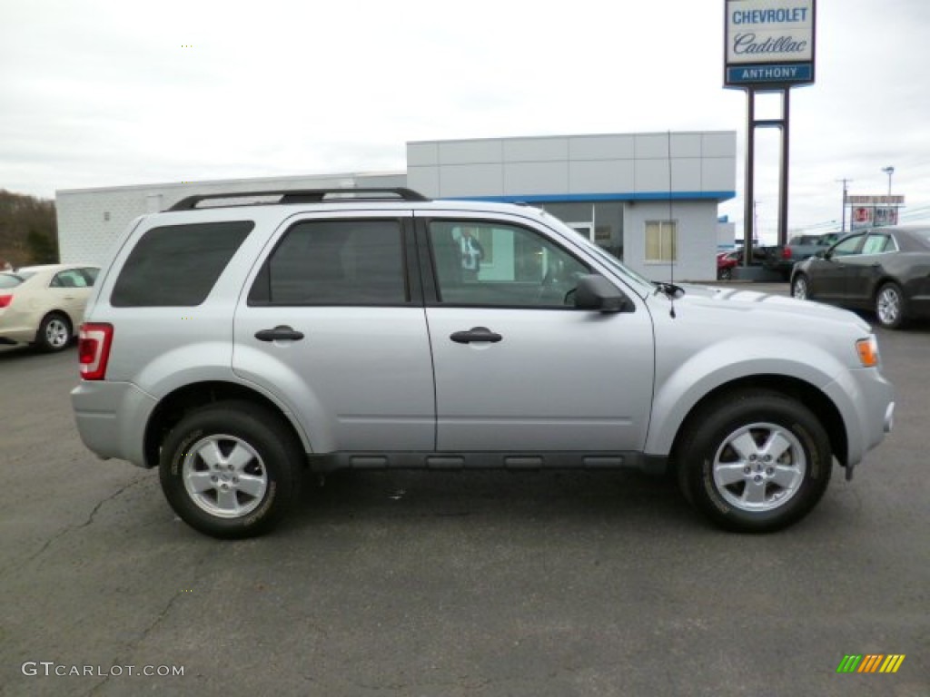 2012 Escape XLT 4WD - Ingot Silver Metallic / Charcoal Black photo #8