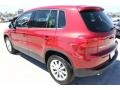 Wild Cherry Metallic - Tiguan SE Photo No. 7