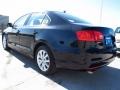 Black - Jetta SE Sedan Photo No. 4