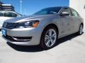 Tungsten Silver Metallic - Passat TDI SE Photo No. 3