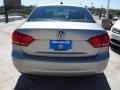 Tungsten Silver Metallic - Passat TDI SE Photo No. 5