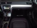 Tungsten Silver Metallic - Passat TDI SE Photo No. 15