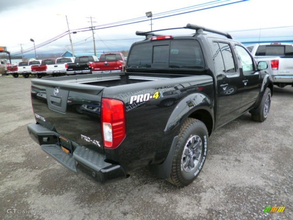 Super Black 2014 Nissan Frontier Pro-4X Crew Cab 4x4 Exterior Photo #92341329