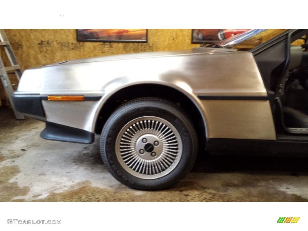 1983 Delorean DMC-12 Standard DMC-12 Model Wheel Photo #92346114