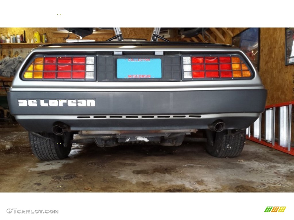 Stainless Steel 1983 Delorean DMC-12 Standard DMC-12 Model Exterior Photo #92346249