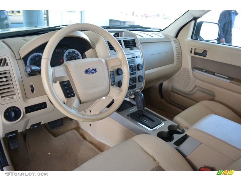 Camel Interior 2009 Ford Escape XLT V6 Photo #92348421