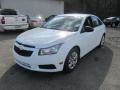 Summit White - Cruze LS Photo No. 10