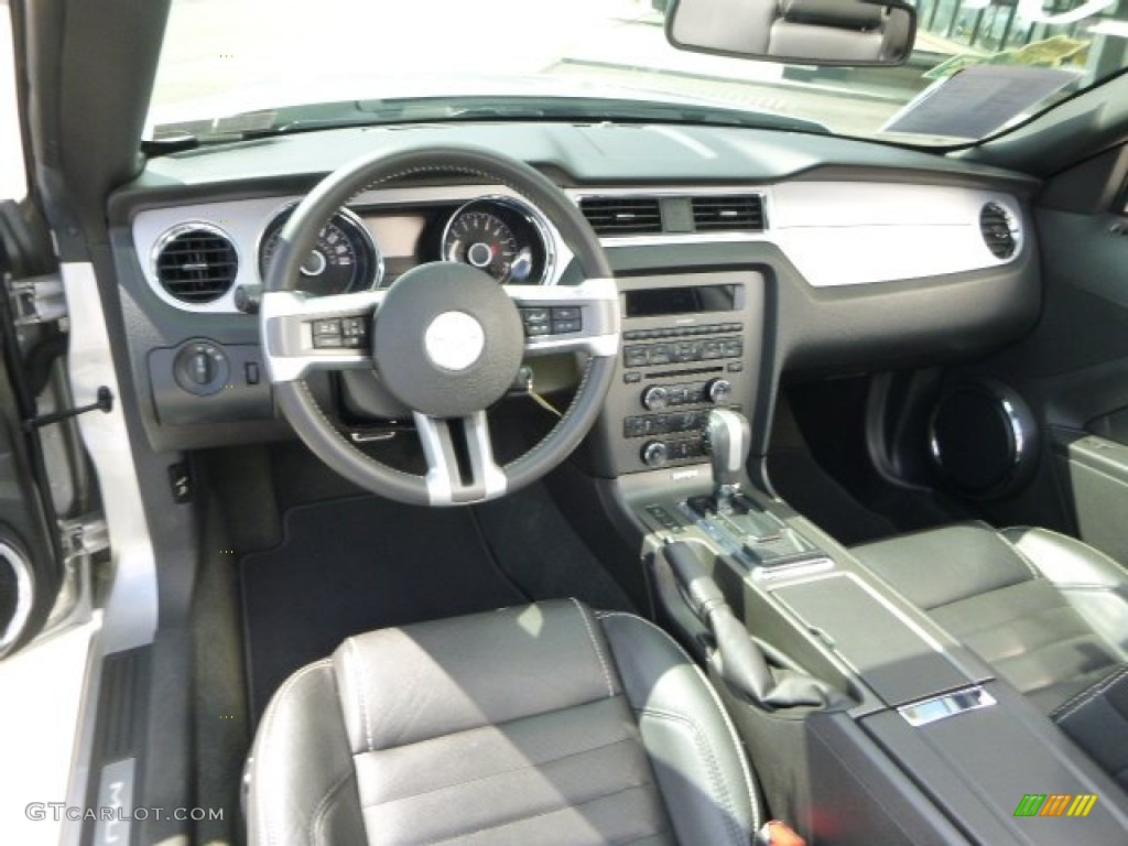 Charcoal Black Interior 2014 Ford Mustang V6 Premium Convertible Photo #92351097