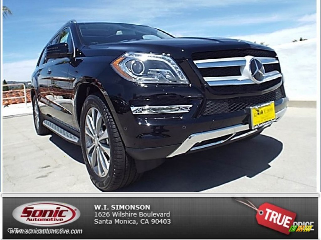 2014 GL 450 4Matic - Black / Black photo #1