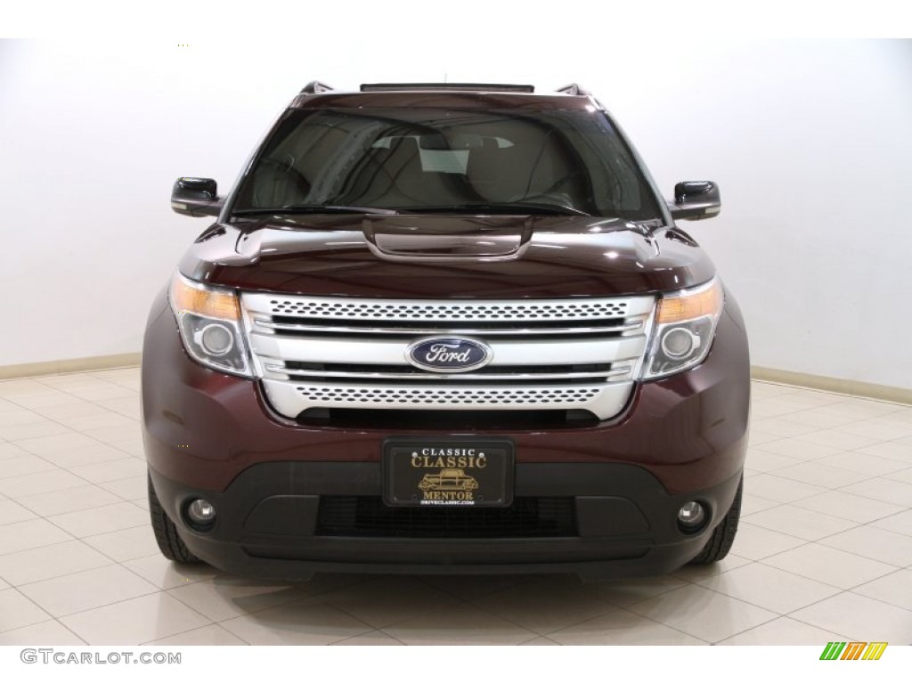 2011 Explorer XLT 4WD - Bordeaux Reserve Red Metallic / Charcoal Black photo #2