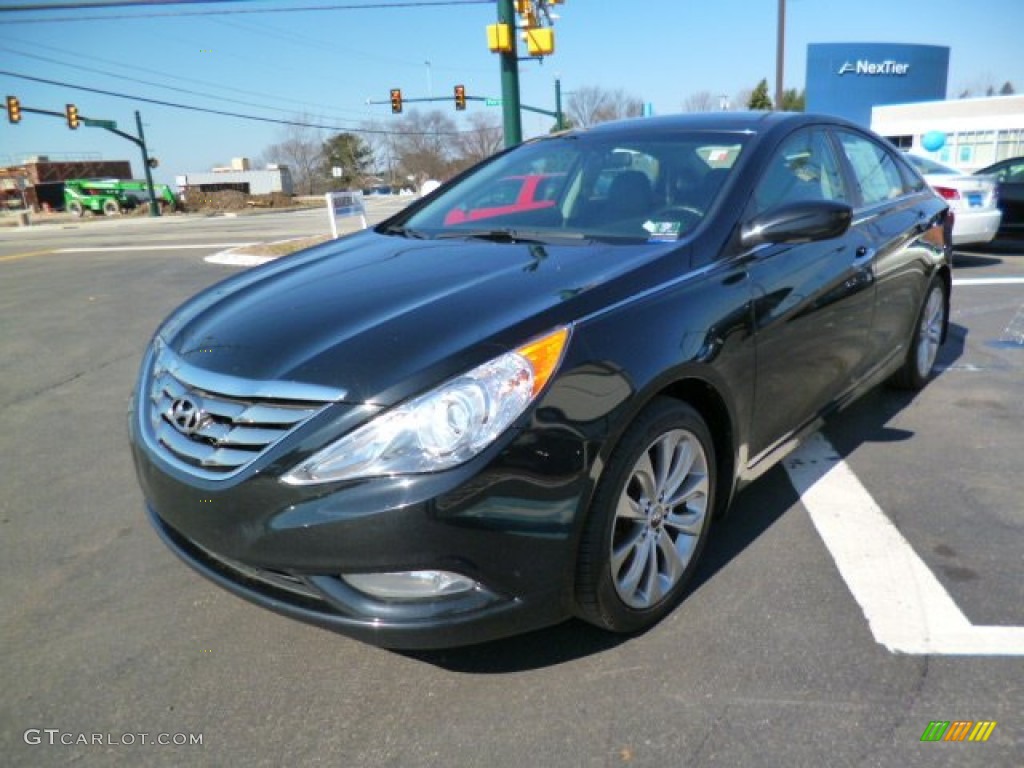 2011 Sonata SE 2.0T - Midnight Black / Black photo #3