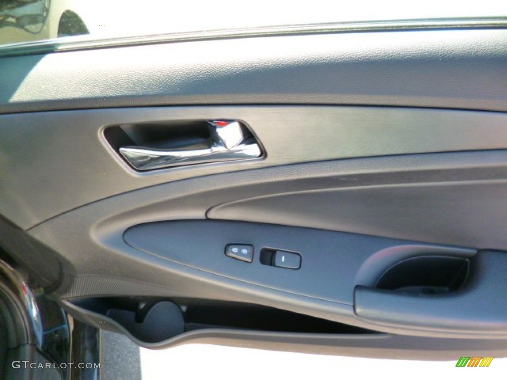 2011 Sonata SE 2.0T - Midnight Black / Black photo #11