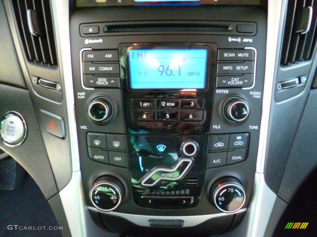 2011 Sonata SE 2.0T - Midnight Black / Black photo #19