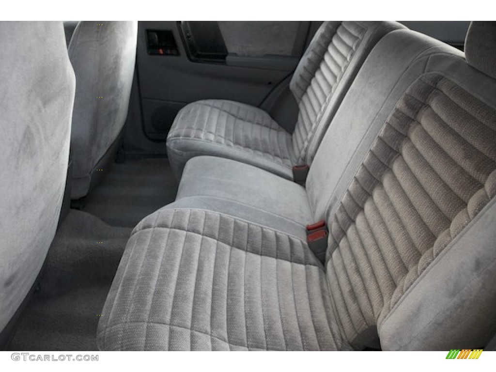 Gray Interior 1994 Jeep Grand Cherokee SE 4x4 Photo #92368238