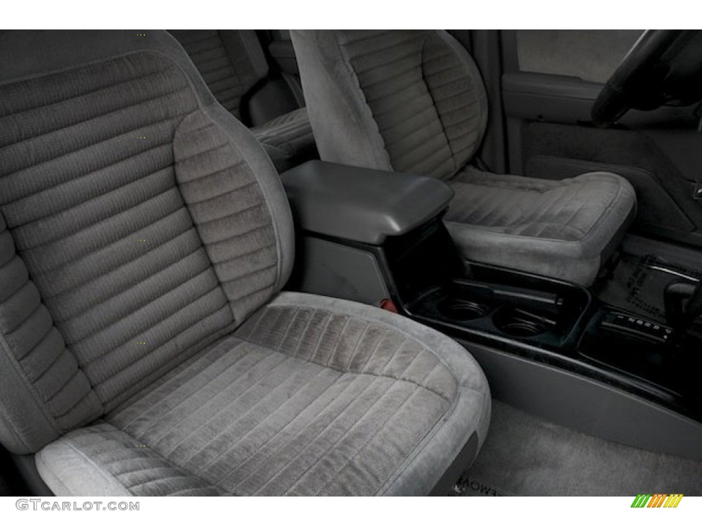 1994 Grand Cherokee SE 4x4 - Flame Red / Gray photo #22