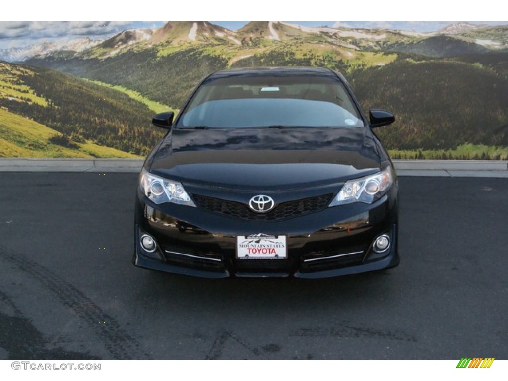 2014 Camry SE - Attitude Black Metallic / Black photo #2