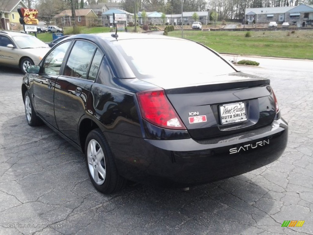 2007 ION 2 Sedan - Black Onyx / Gray photo #6