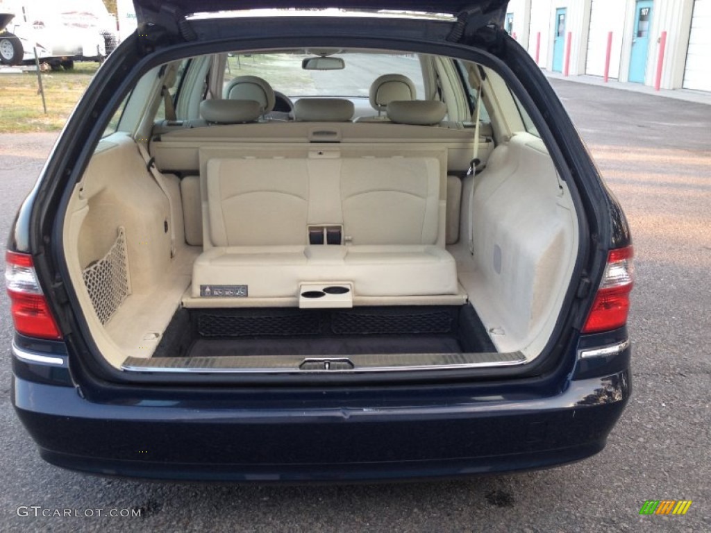 2004 E 320 4Matic Wagon - Midnight Blue / Ash photo #7