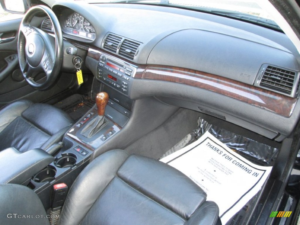 2002 3 Series 325xi Wagon - Jet Black / Black photo #16