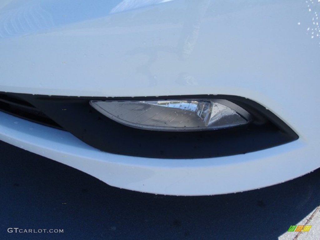 2014 Sonata SE - Pearl White / Black photo #10