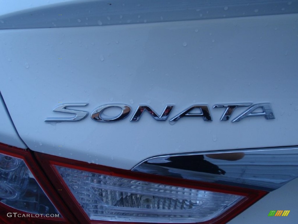 2014 Sonata SE - Pearl White / Black photo #14