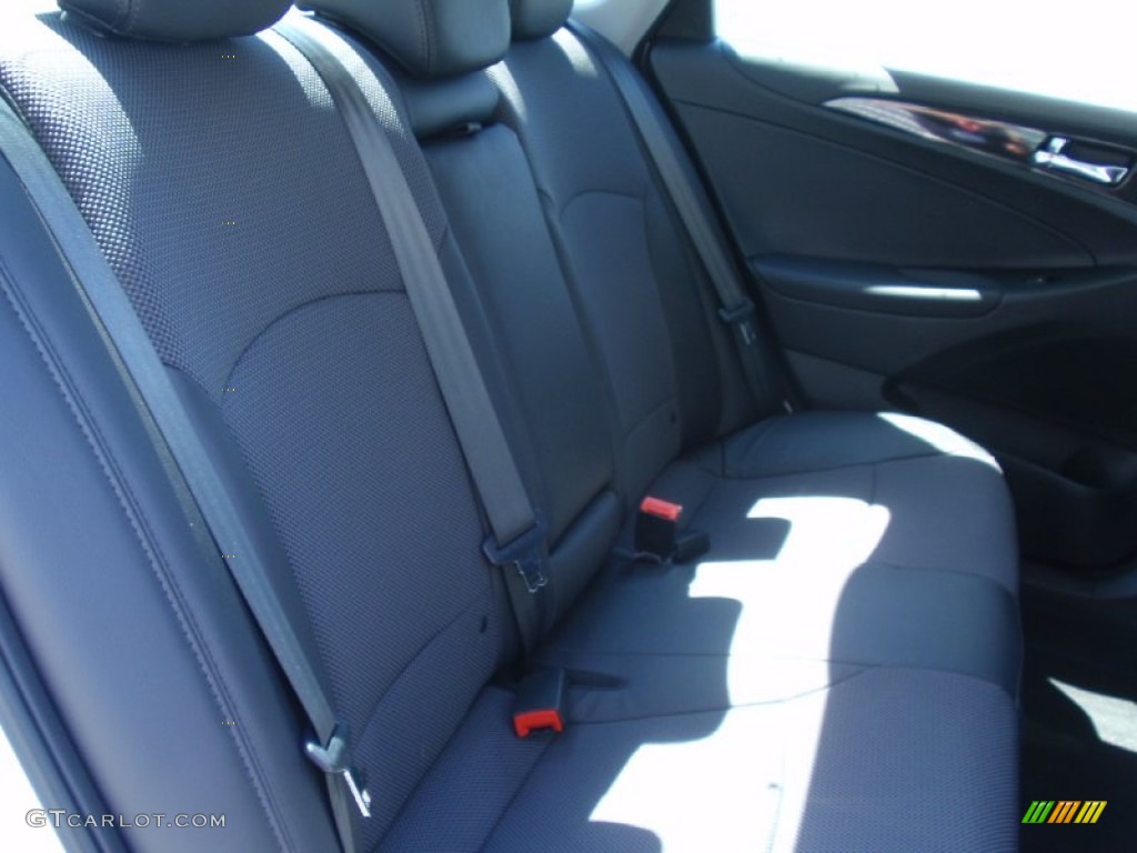 2014 Sonata SE - Pearl White / Black photo #20