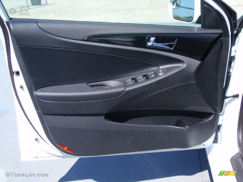 2014 Sonata SE - Pearl White / Black photo #22