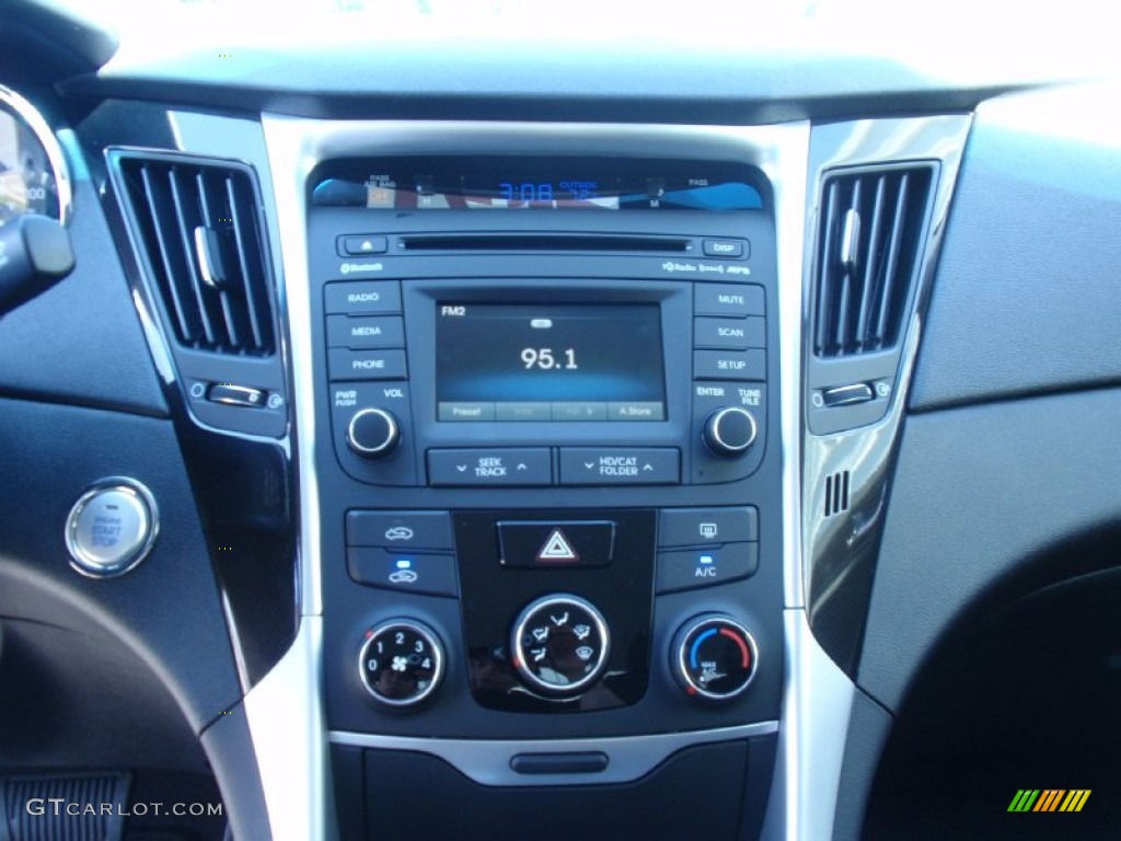 2014 Sonata SE - Pearl White / Black photo #28