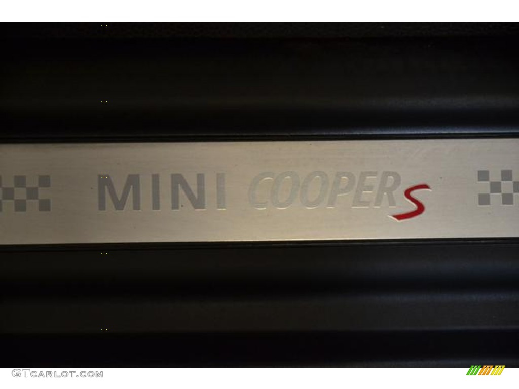 2011 Cooper S Hardtop - British Racing Green II / Punch Carbon Black Leather photo #8