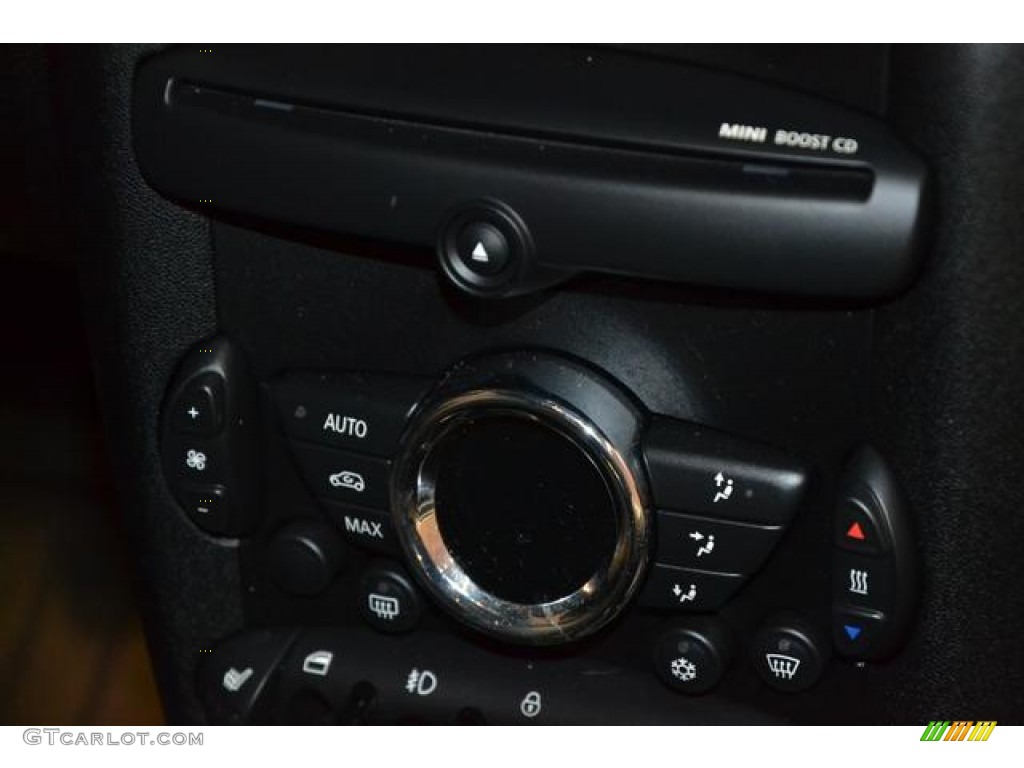 2011 Cooper S Hardtop - British Racing Green II / Punch Carbon Black Leather photo #10