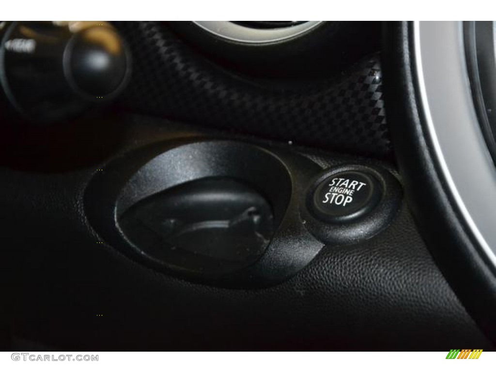 2011 Cooper S Hardtop - British Racing Green II / Punch Carbon Black Leather photo #11