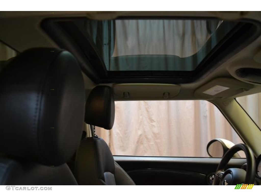 2011 Cooper S Hardtop - British Racing Green II / Punch Carbon Black Leather photo #15