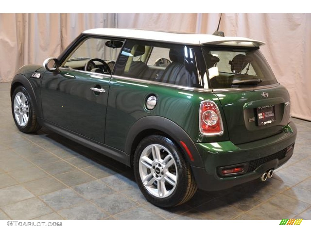 2011 Cooper S Hardtop - British Racing Green II / Punch Carbon Black Leather photo #22