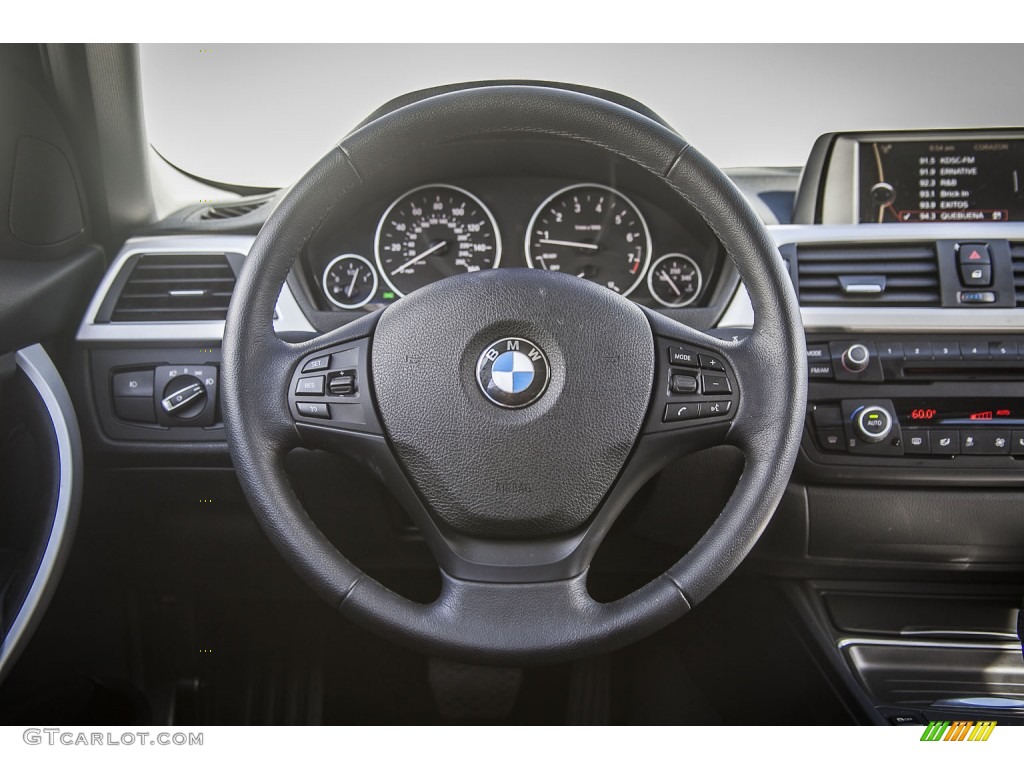 2013 BMW 3 Series 328i Sedan Steering Wheel Photos