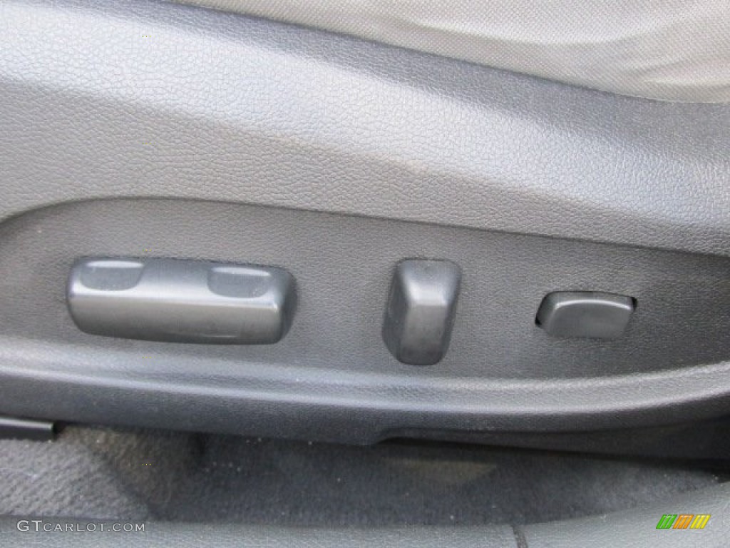 2011 Sonata GLS - Radiant Silver / Gray photo #14