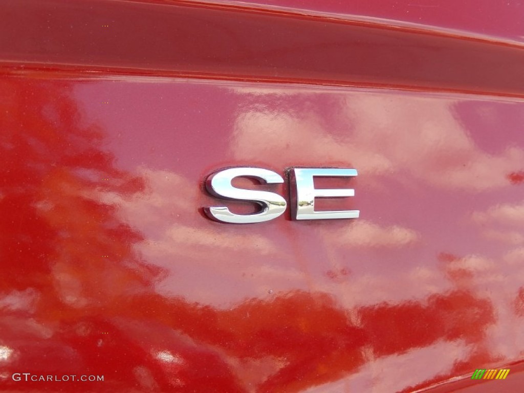 2010 Fusion SE - Sangria Red Metallic / Medium Light Stone photo #9