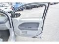 Bright Silver Metallic - Caliber SE Photo No. 19