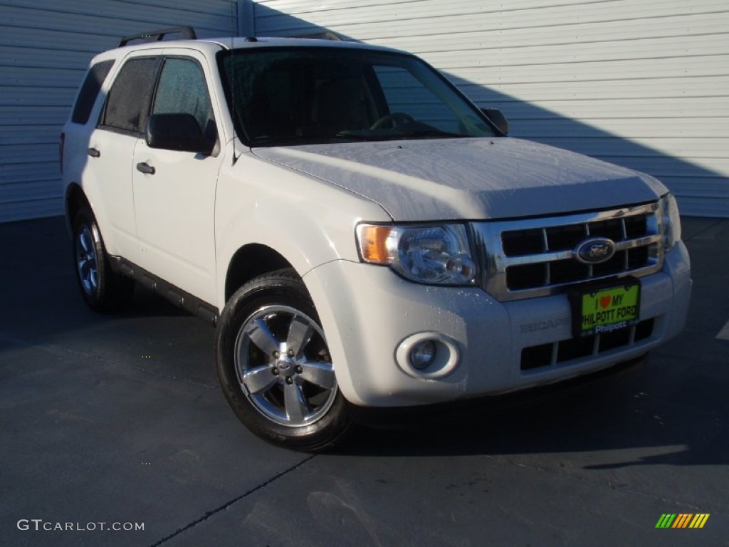 2009 Escape XLT V6 - Oxford White / Camel photo #1